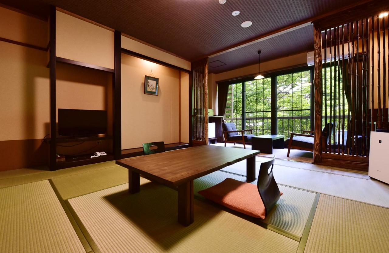 Kutsurogijyuku Shintaki Hotell Aizuwakamatsu Exteriör bild