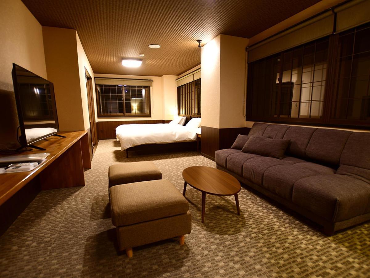 Kutsurogijyuku Shintaki Hotell Aizuwakamatsu Exteriör bild